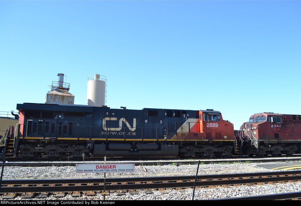 CN 2889